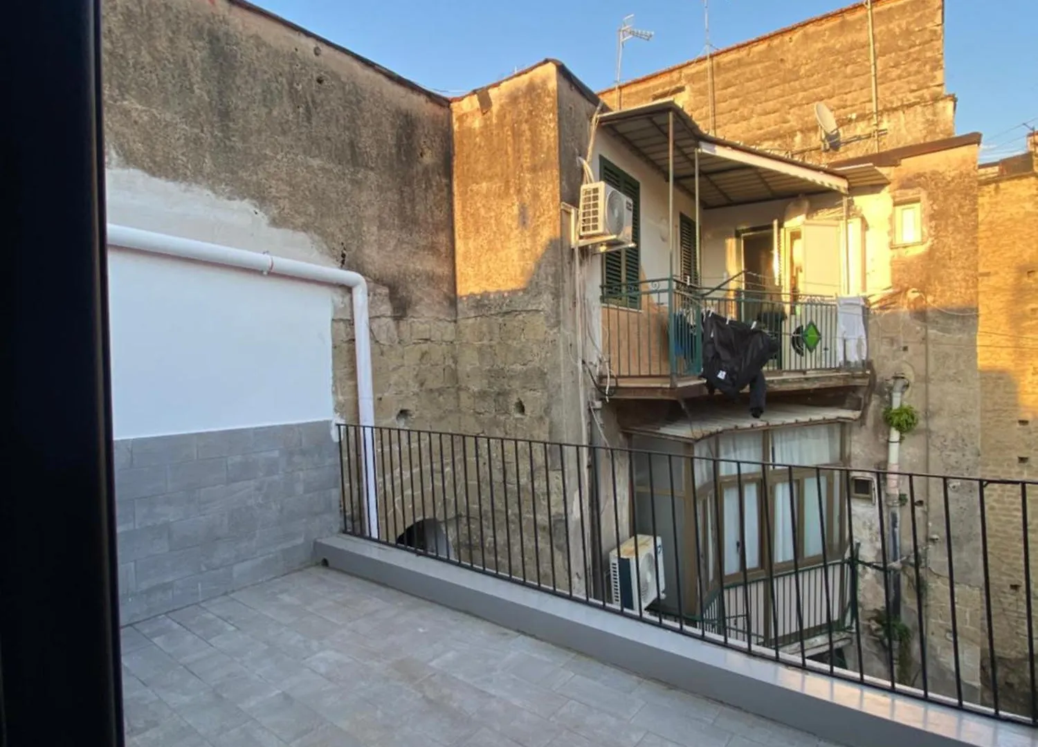 Casa Tonino Daire Napoli 0*,